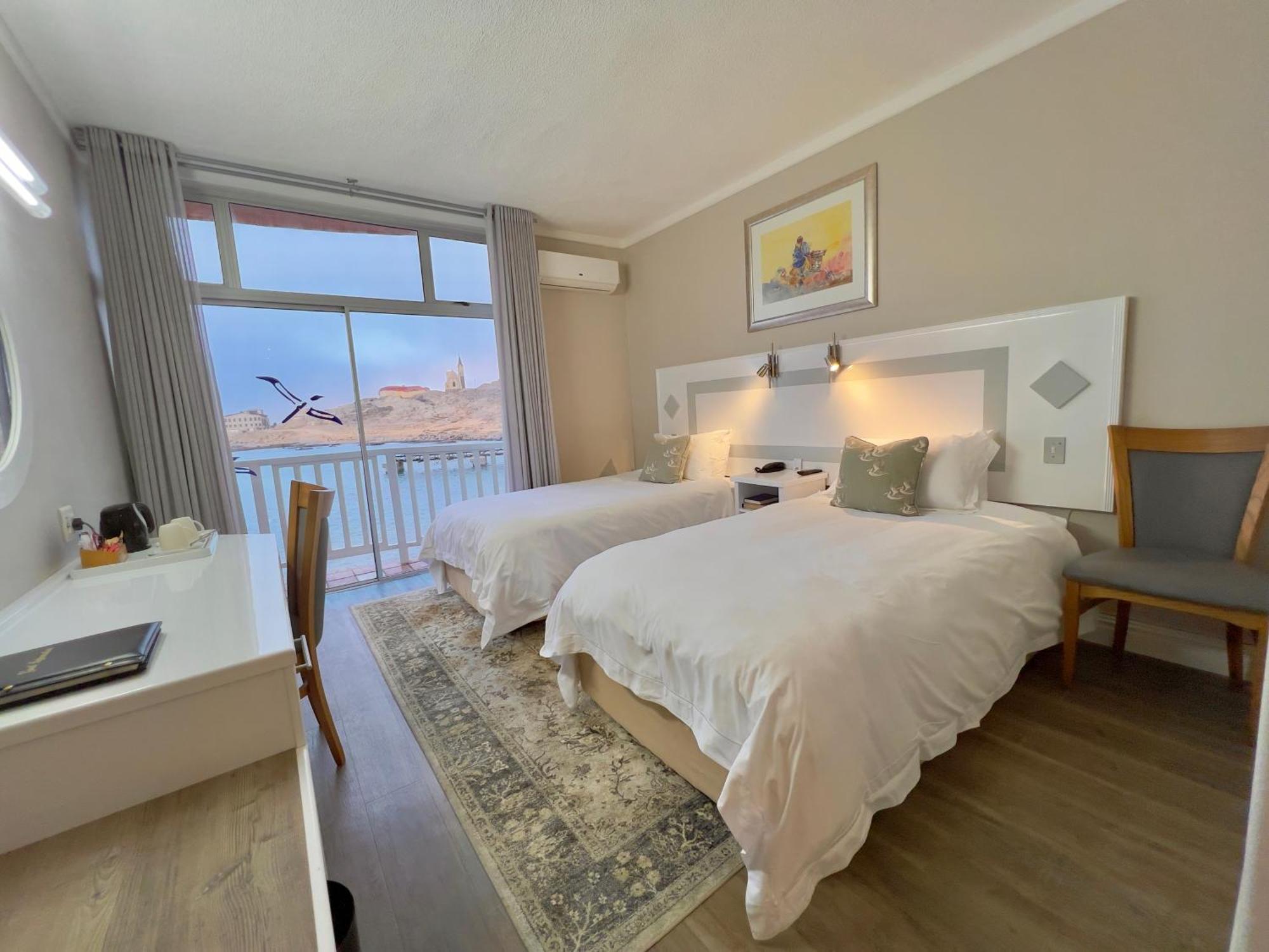 Luederitz Nest Hotel エクステリア 写真