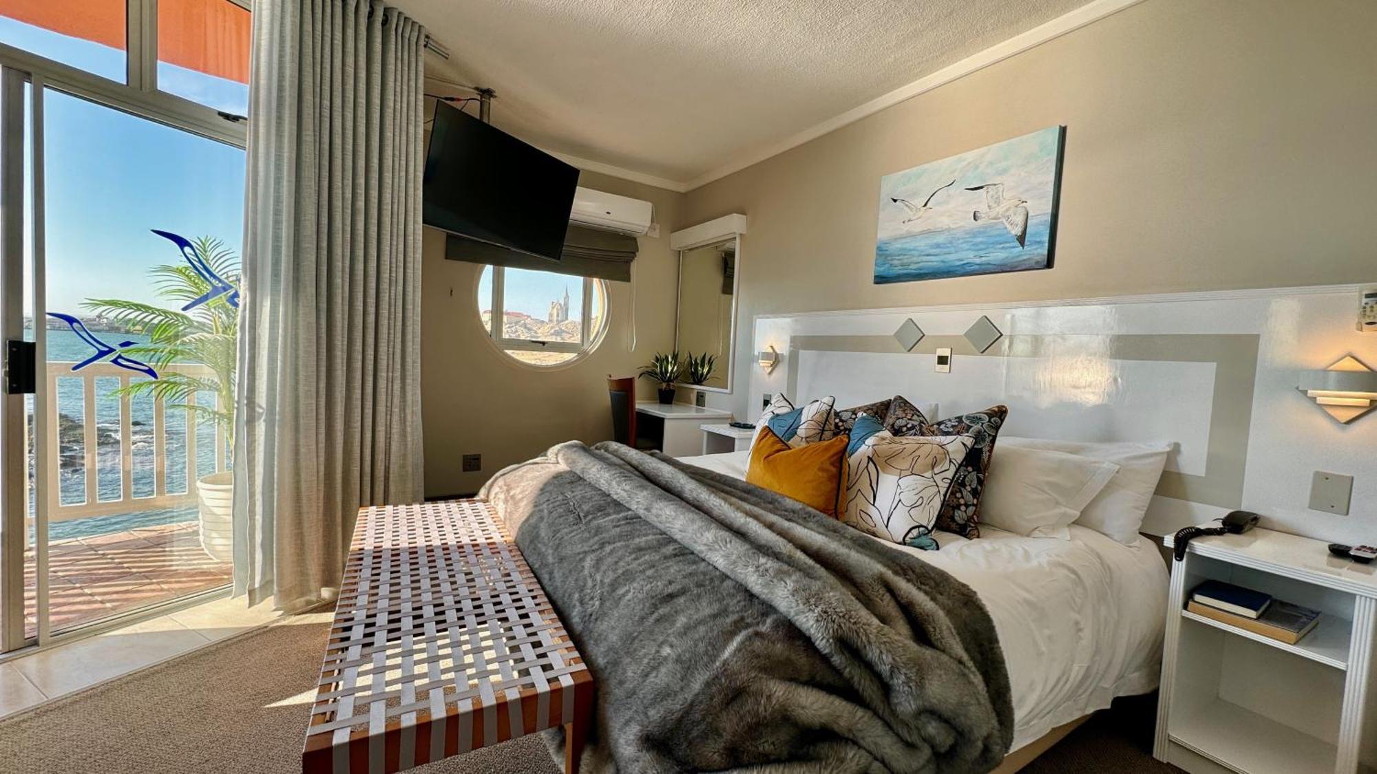 Luederitz Nest Hotel エクステリア 写真